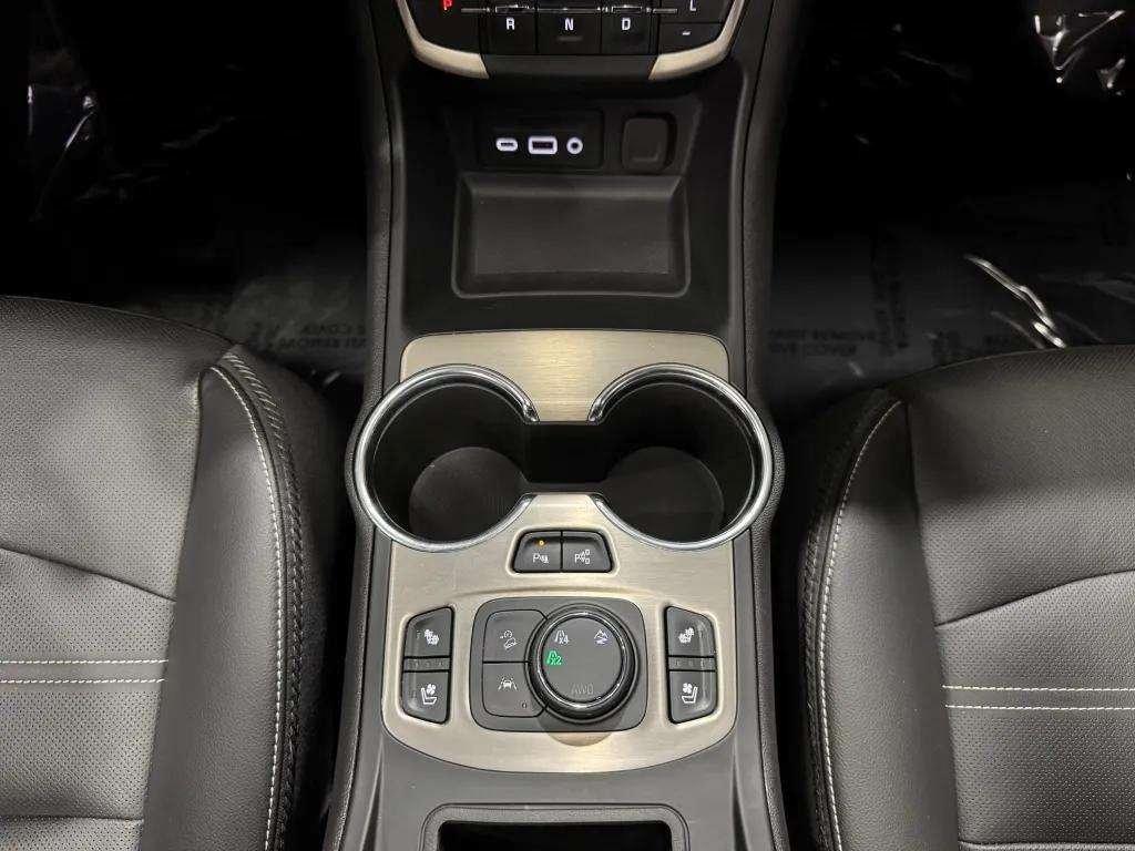 used 2024 GMC Terrain car, priced at $33,998