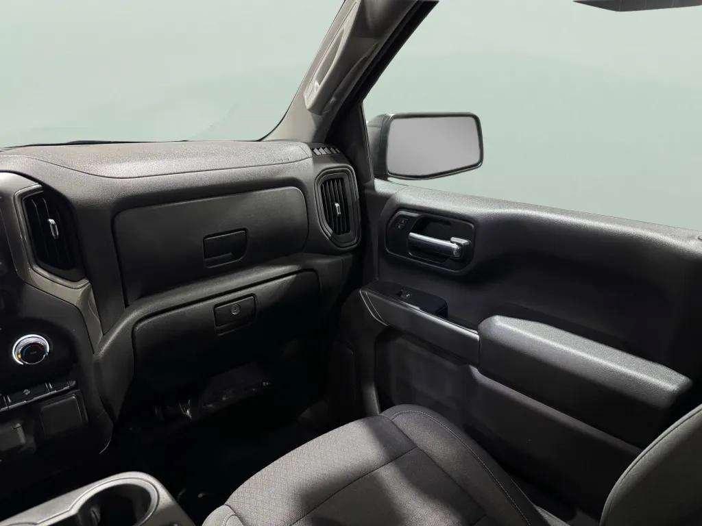 used 2022 Chevrolet Silverado 1500 car, priced at $35,998