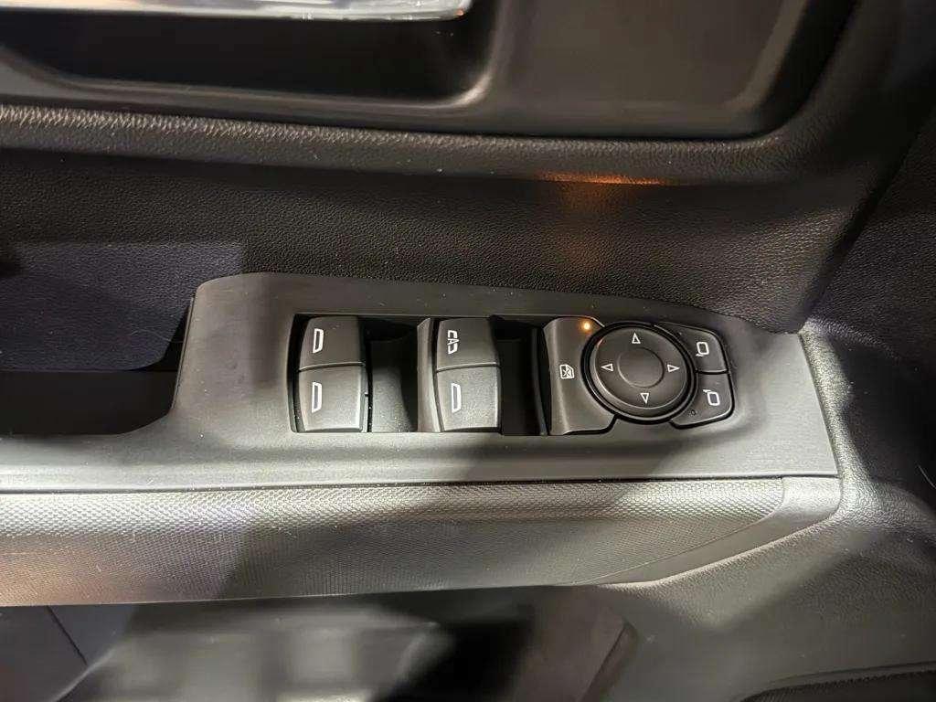 used 2022 Chevrolet Silverado 1500 car, priced at $35,998