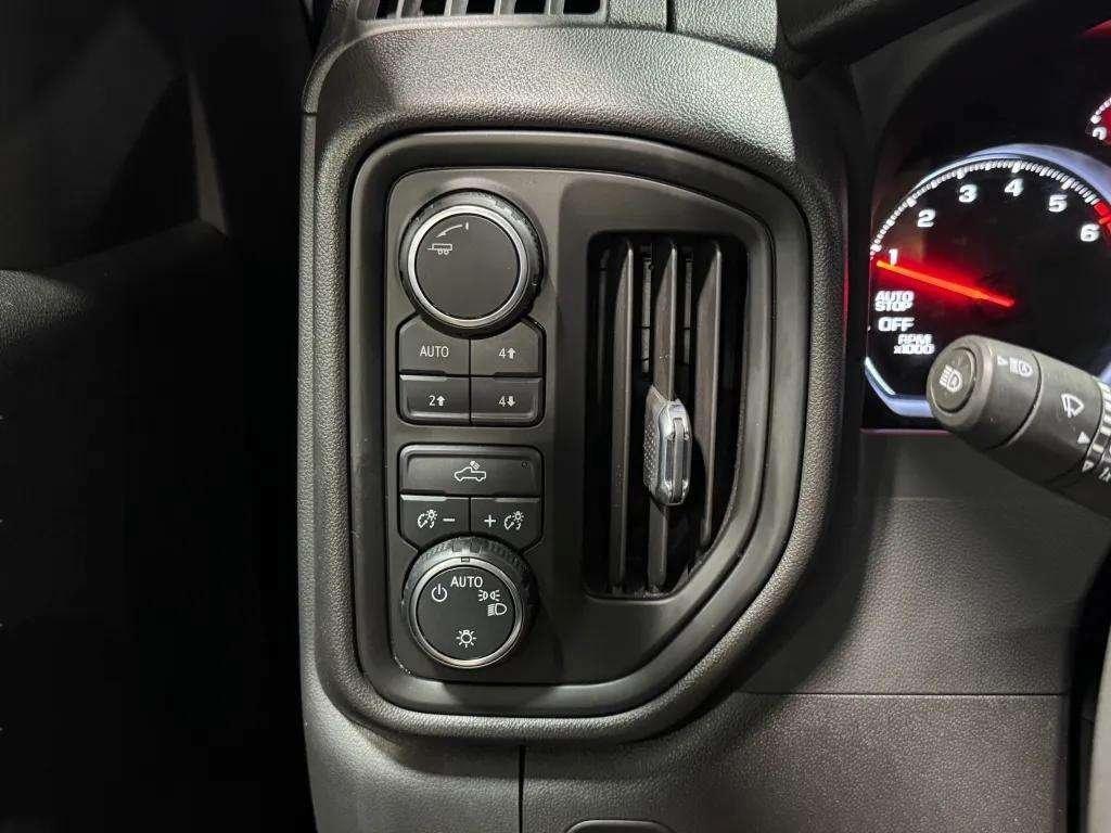 used 2022 Chevrolet Silverado 1500 car, priced at $35,998