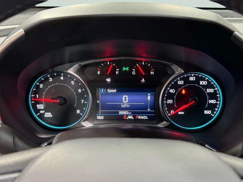 used 2022 Chevrolet Equinox car, priced at $22,995