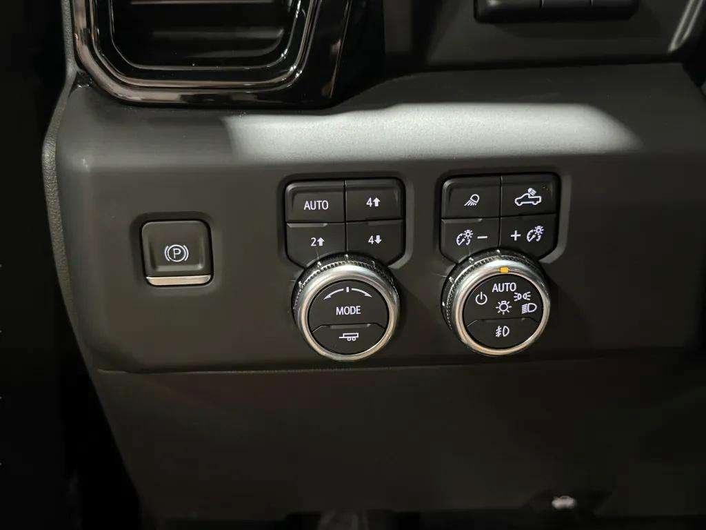 used 2022 GMC Sierra 1500 car, priced at $59,988
