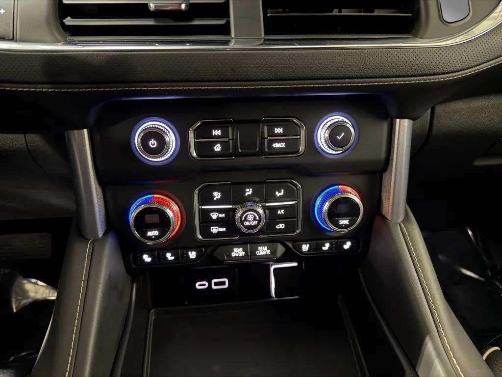 used 2023 GMC Yukon car, priced at $55,653