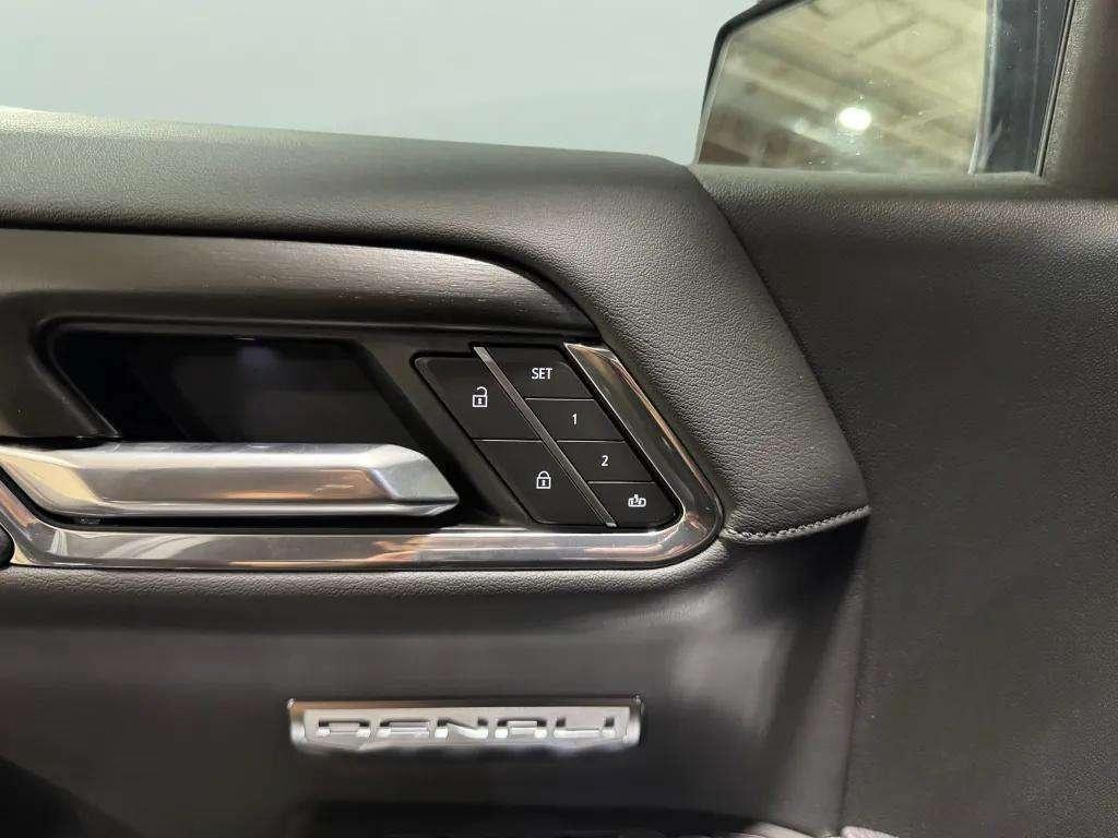 used 2025 GMC Sierra 1500 car, priced at $65,994