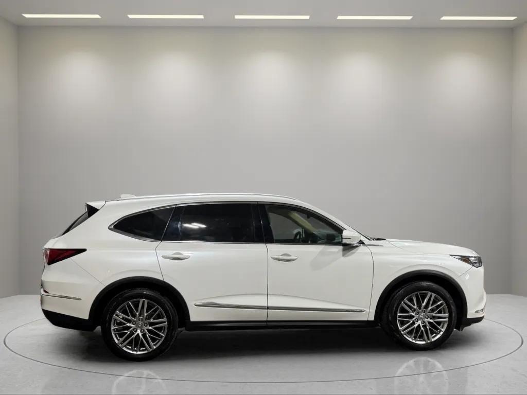 used 2022 Acura MDX car, priced at $32,415