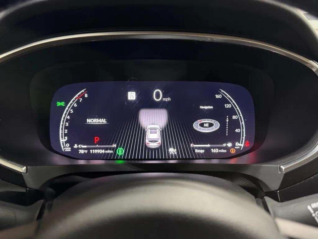 used 2022 Acura MDX car, priced at $32,415