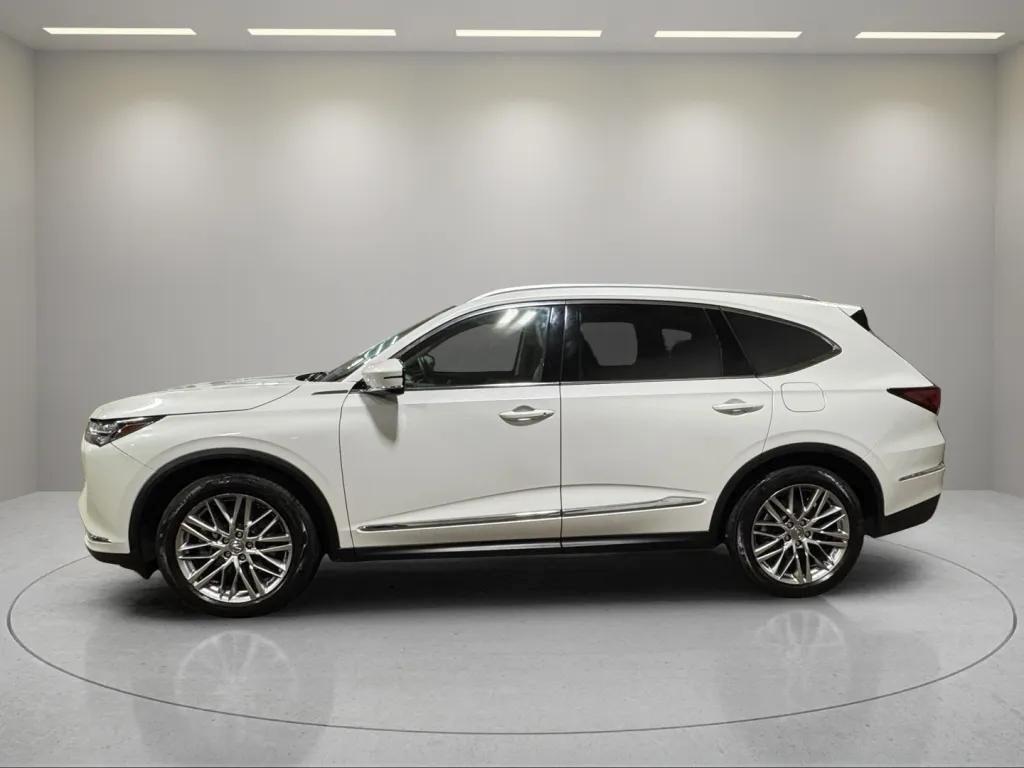 used 2022 Acura MDX car, priced at $32,415
