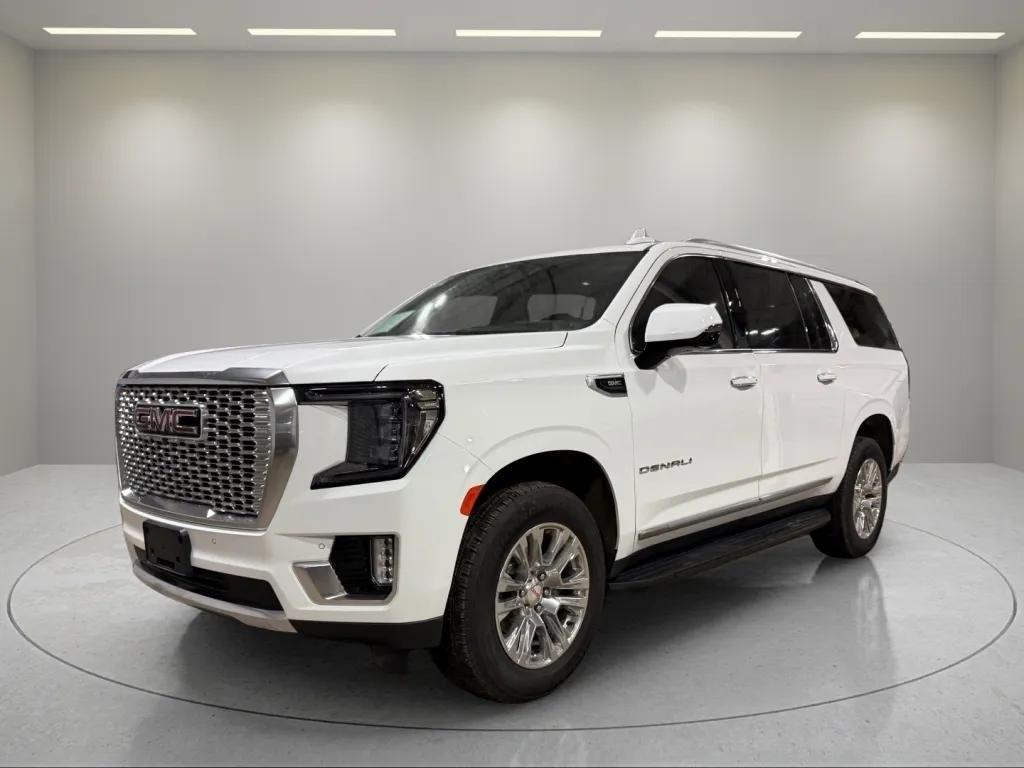 used 2024 GMC Yukon XL car, priced at $80,586