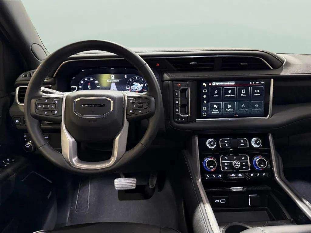 used 2024 GMC Yukon XL car, priced at $80,586