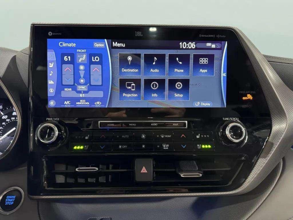 used 2021 Toyota Highlander car, priced at $44,998