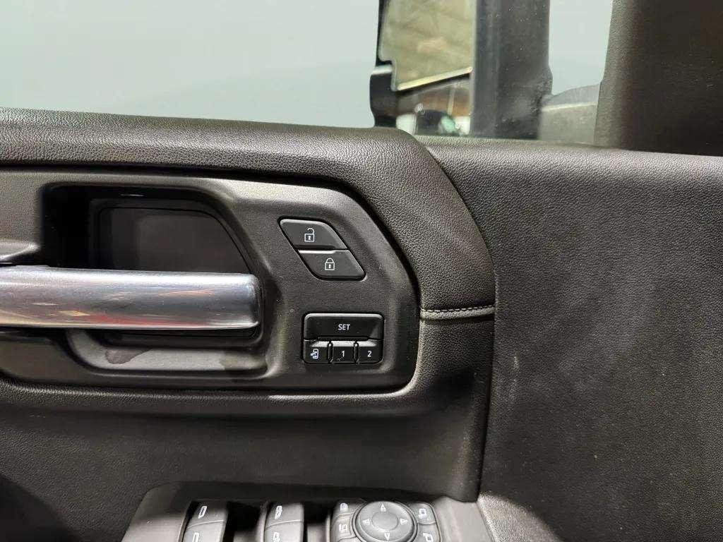 used 2020 GMC Sierra 2500 car, priced at $47,455