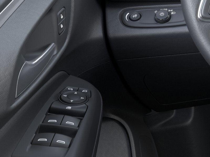 new 2025 Buick Envista car, priced at $25,810