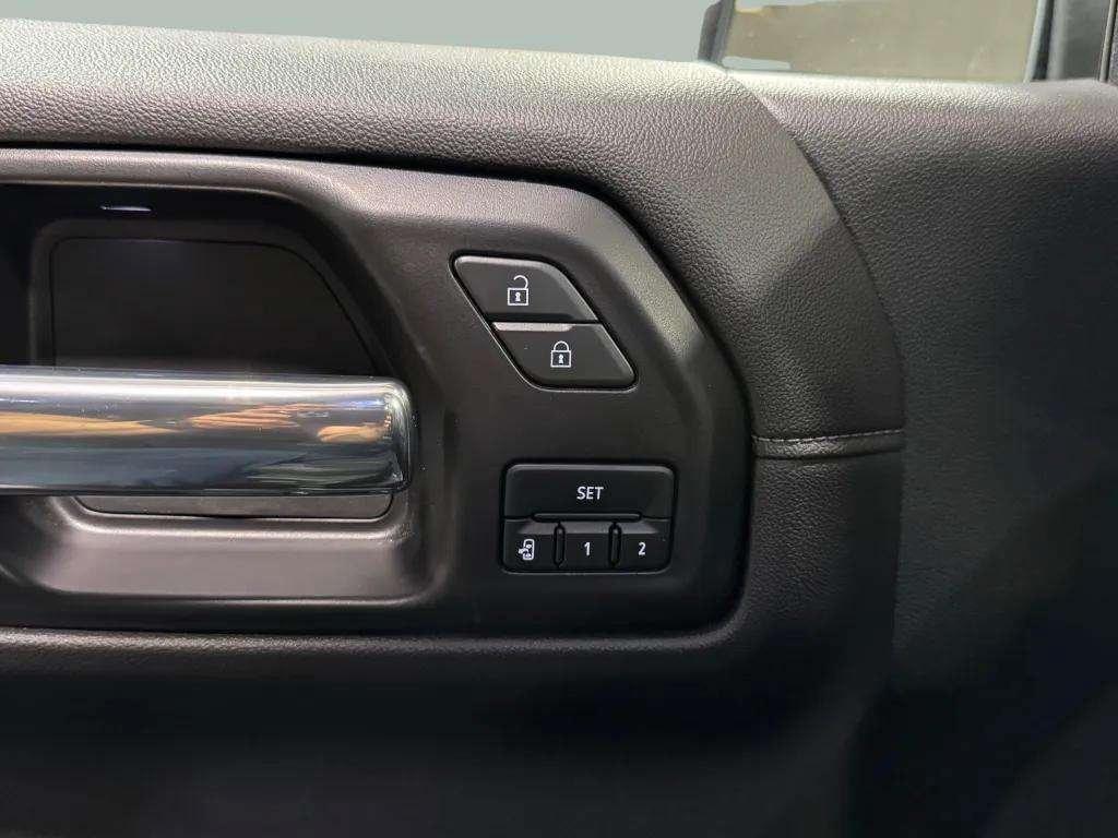 used 2021 Chevrolet Silverado 1500 car, priced at $46,995