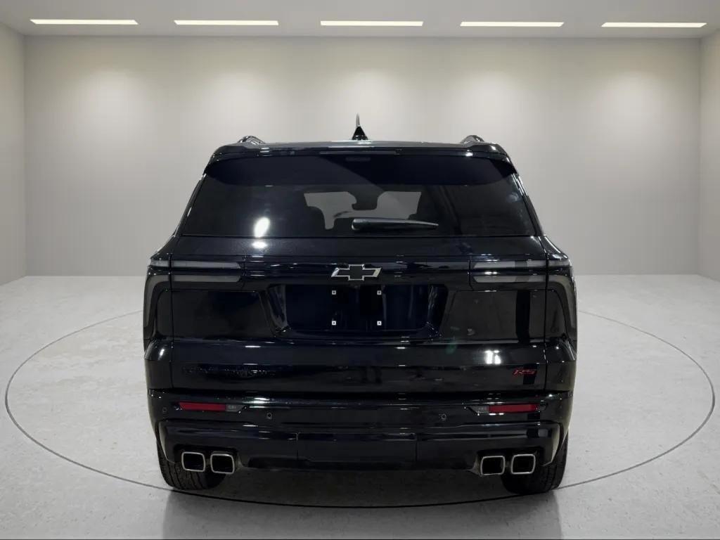 used 2024 Chevrolet Traverse car, priced at $53,755