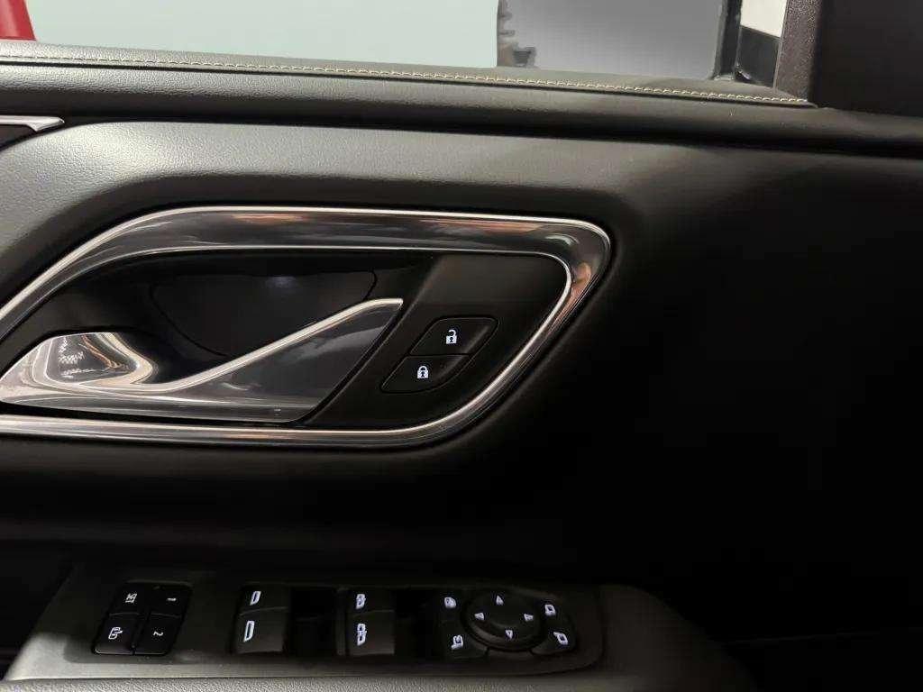 used 2023 GMC Yukon car, priced at $58,700