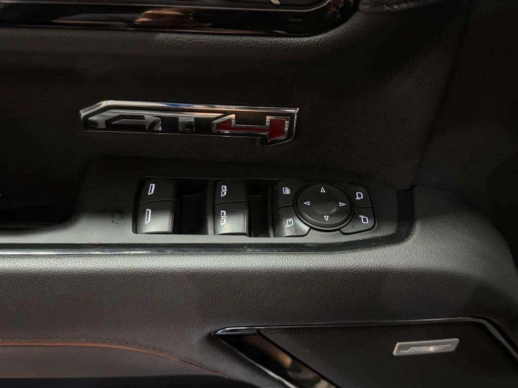 used 2022 GMC Sierra 1500 car, priced at $50,380