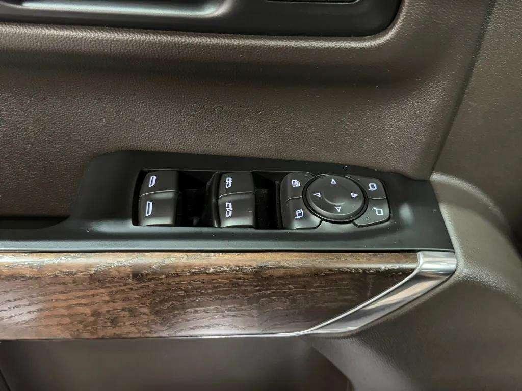 used 2020 GMC Sierra 1500 car, priced at $46,383