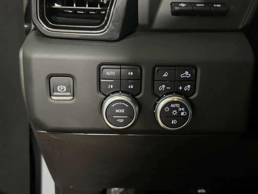 used 2025 GMC Sierra 2500 car, priced at $82,998