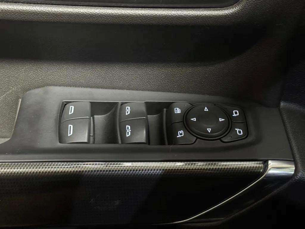 used 2021 GMC Sierra 1500 car, priced at $47,986
