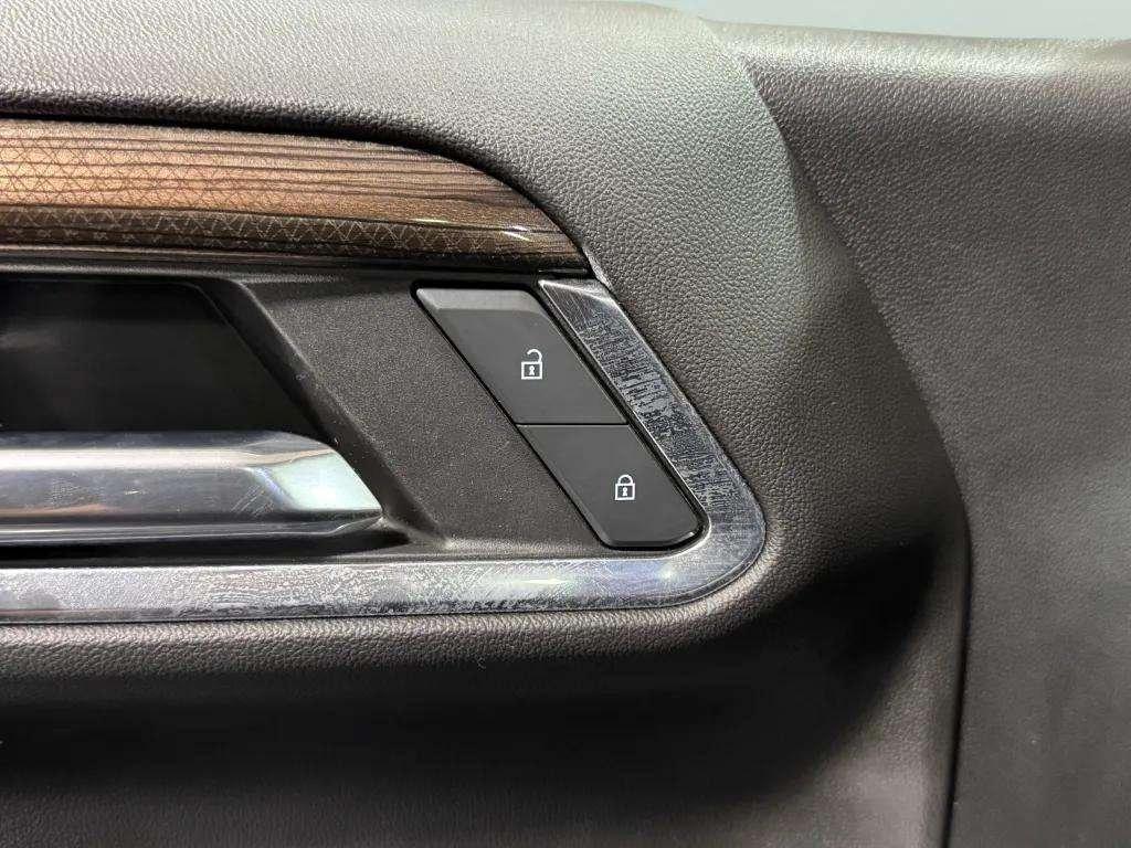 used 2023 Chevrolet Silverado 1500 car, priced at $46,749