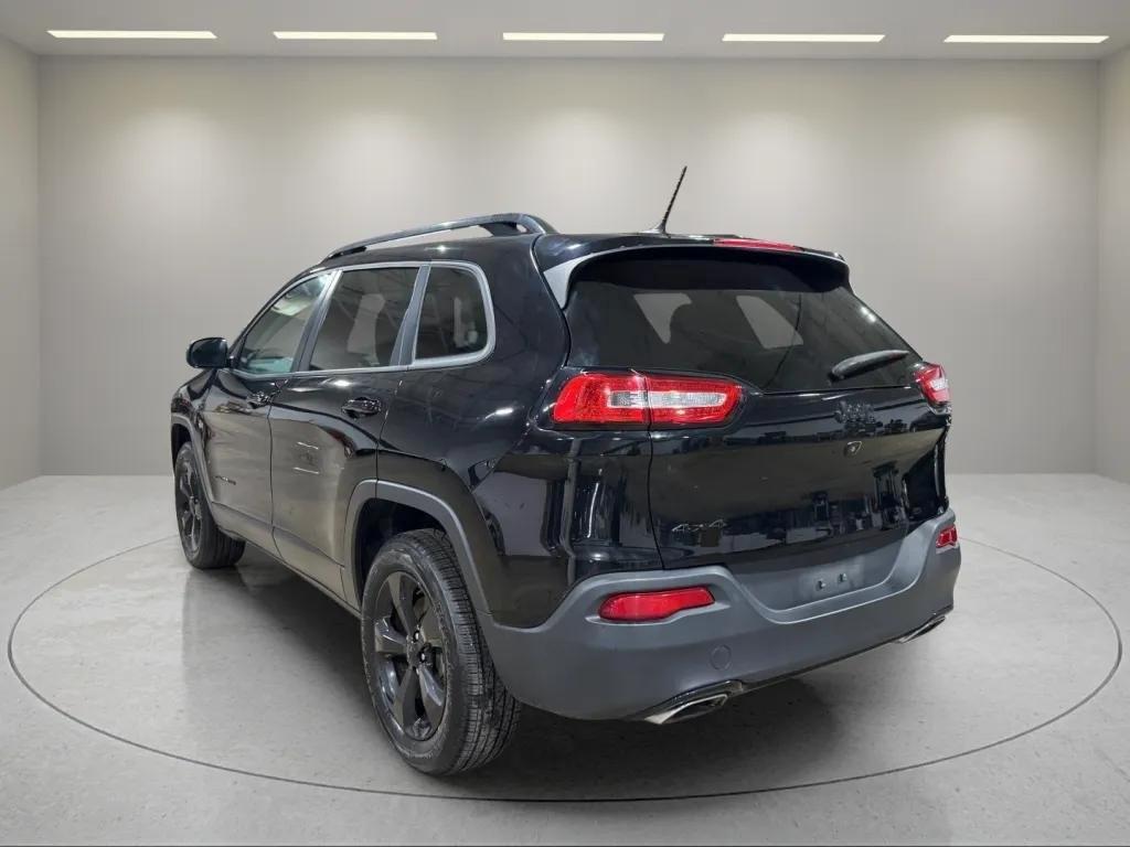 used 2018 Jeep Cherokee car, priced at $11,858