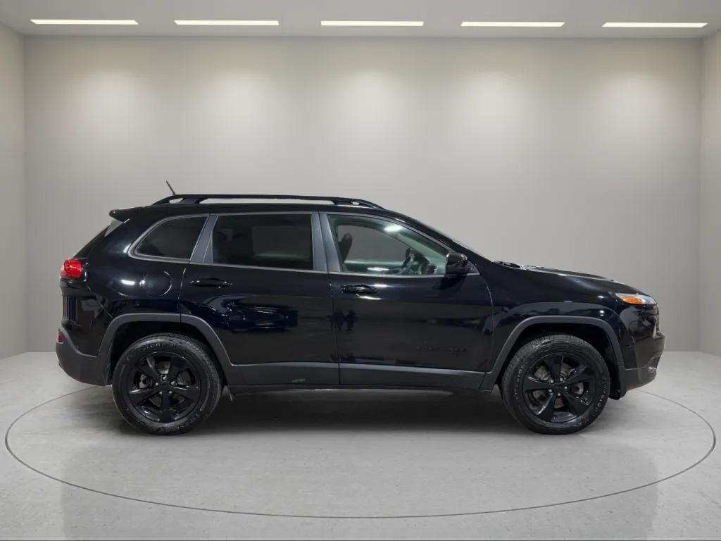 used 2018 Jeep Cherokee car, priced at $11,858