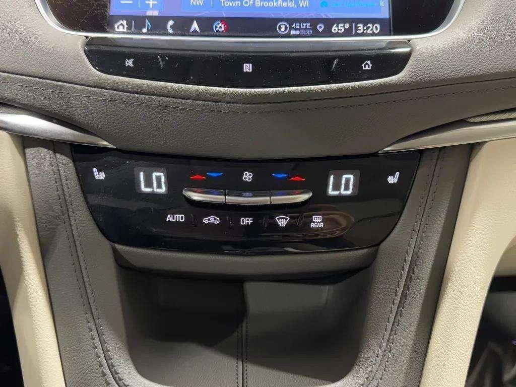 used 2021 Cadillac XT5 car, priced at $26,981