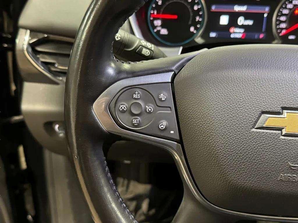 used 2021 Chevrolet Traverse car, priced at $33,998