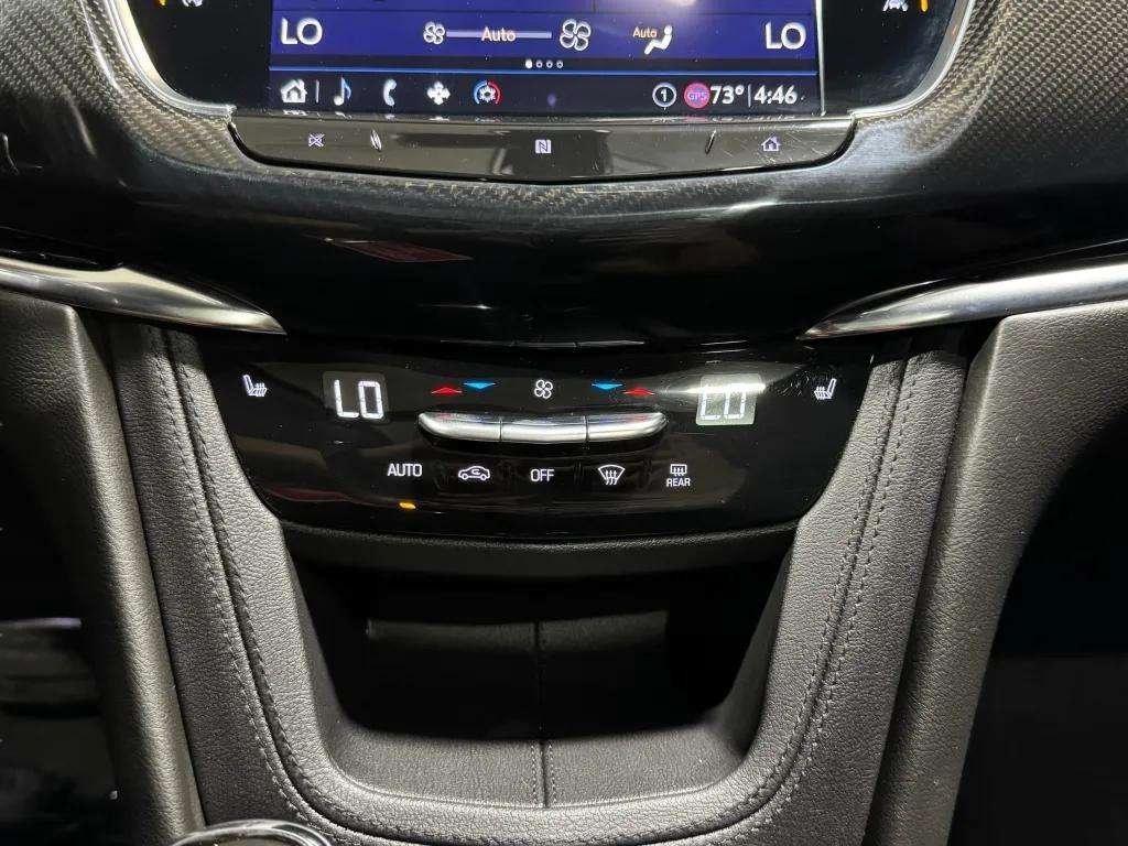 used 2020 Cadillac XT6 car, priced at $32,995