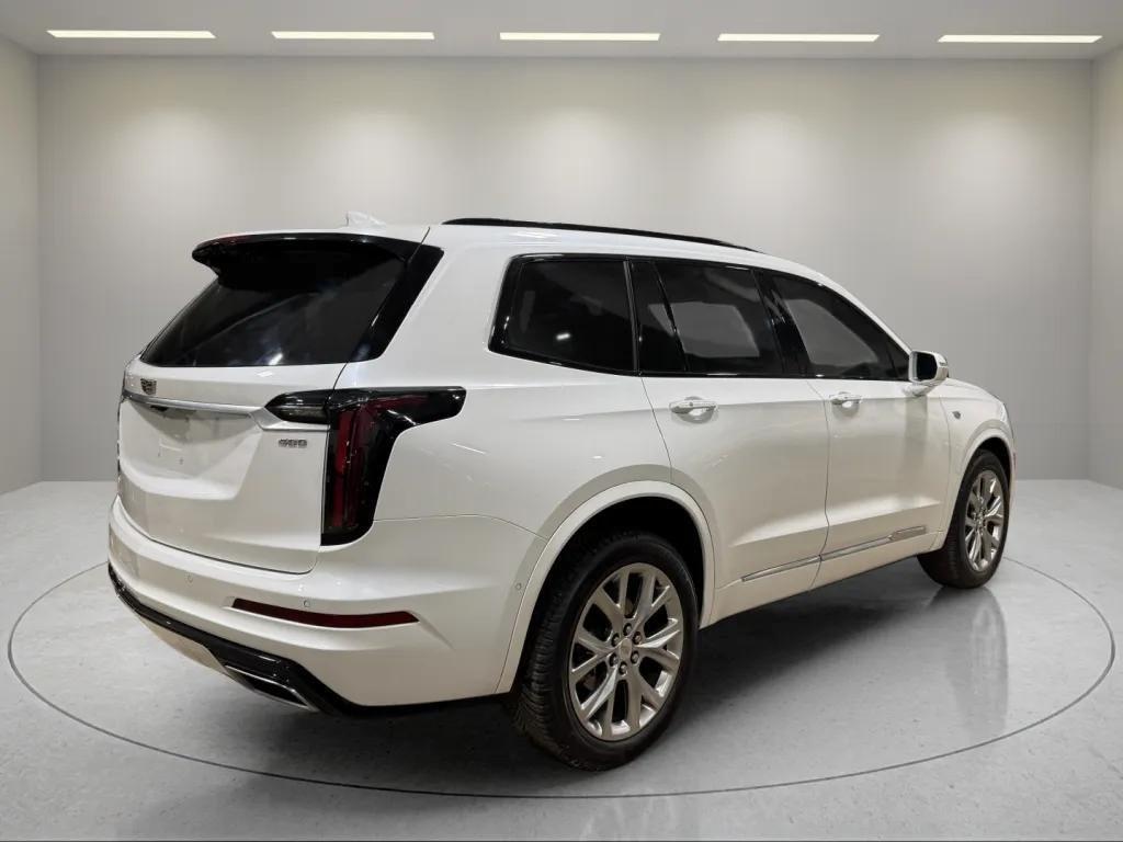 used 2020 Cadillac XT6 car, priced at $32,995
