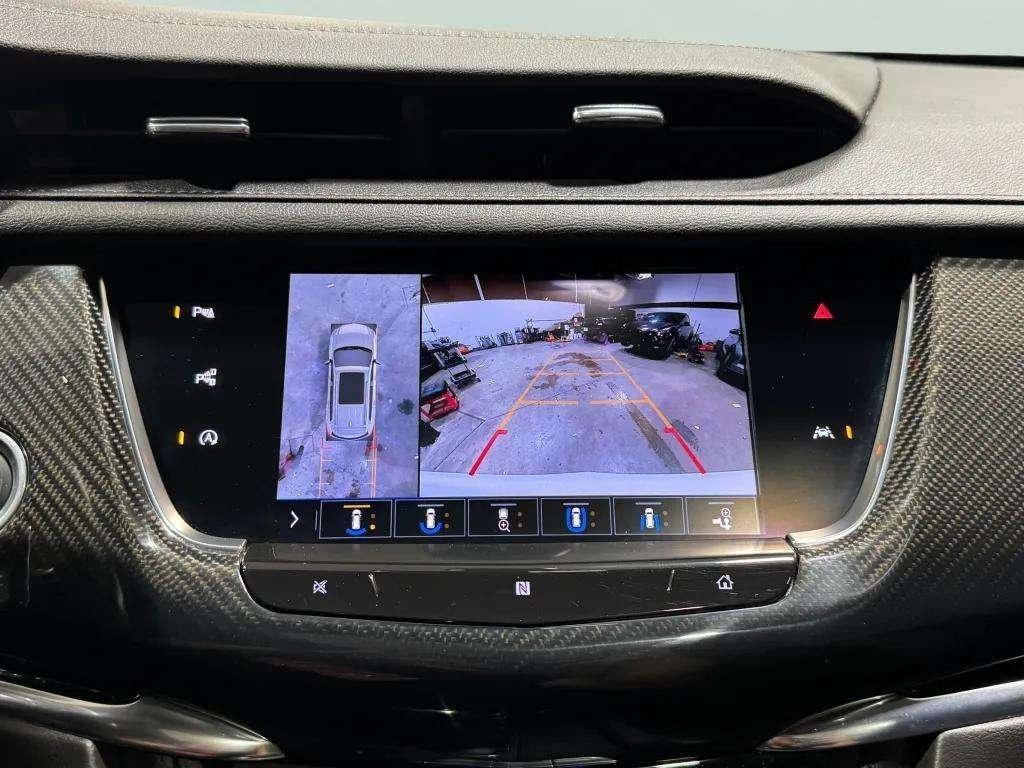 used 2020 Cadillac XT6 car, priced at $32,995