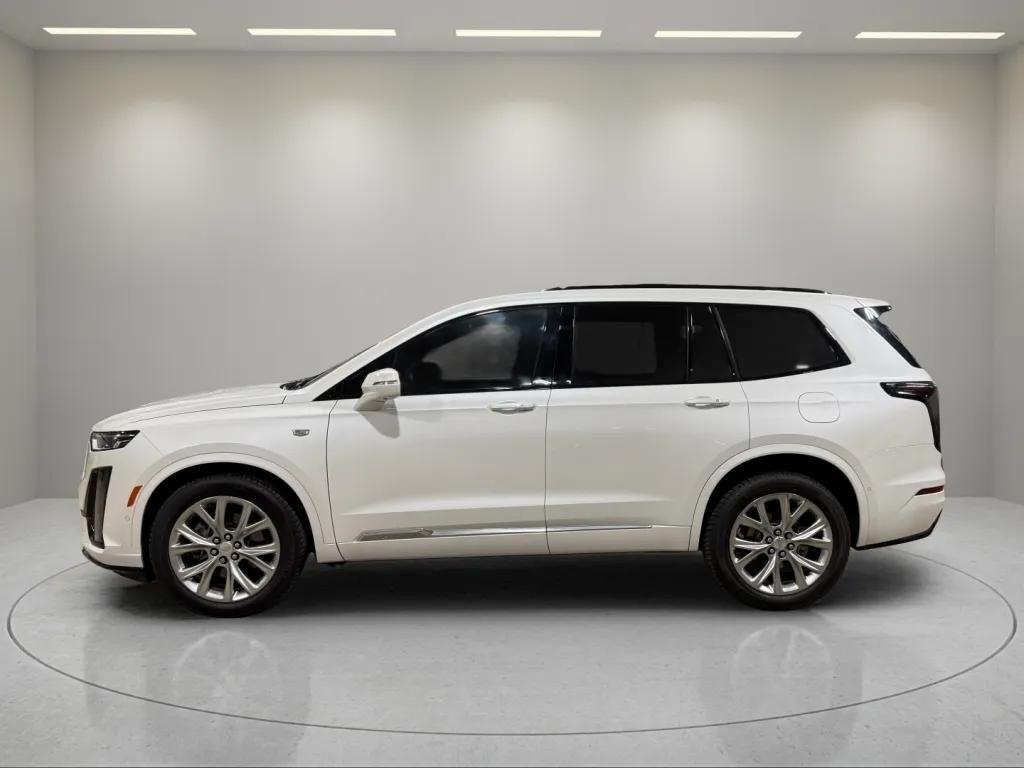 used 2020 Cadillac XT6 car, priced at $32,995
