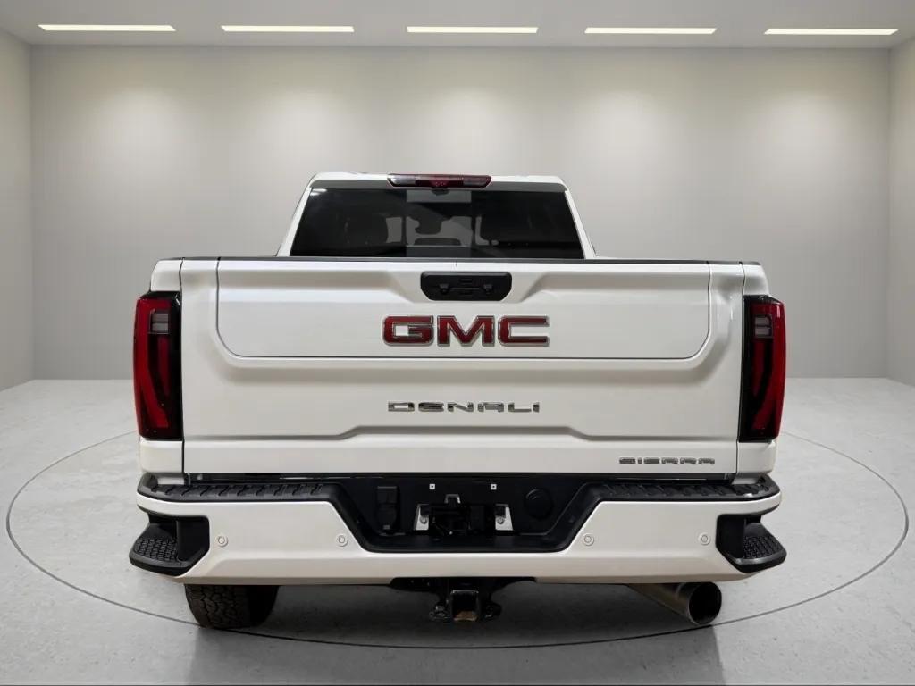 used 2024 GMC Sierra 2500 car, priced at $79,998
