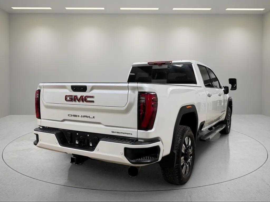 used 2024 GMC Sierra 2500 car, priced at $79,998