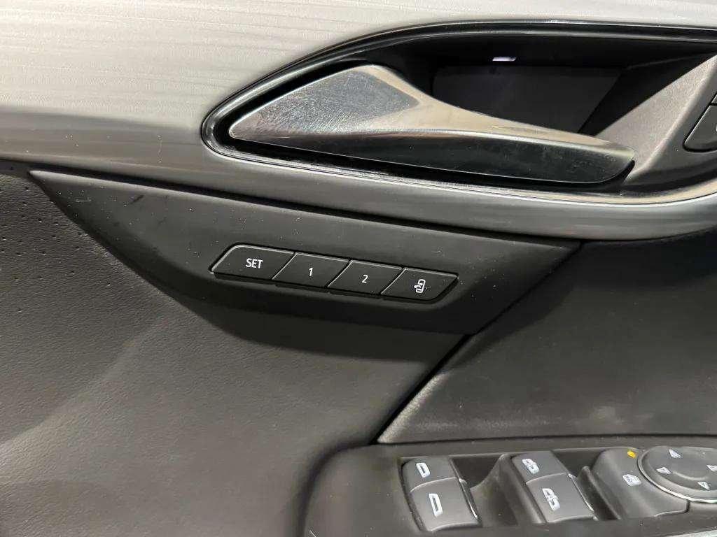 used 2024 Buick Envision car, priced at $40,995