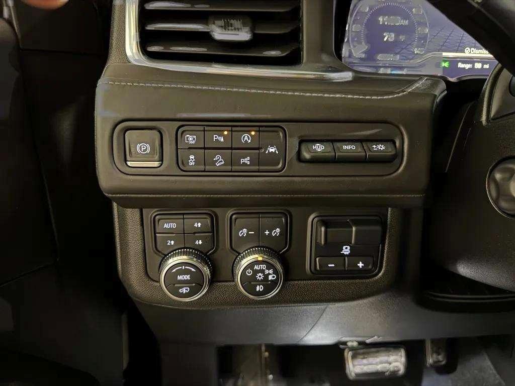 used 2023 GMC Yukon XL car, priced at $74,998