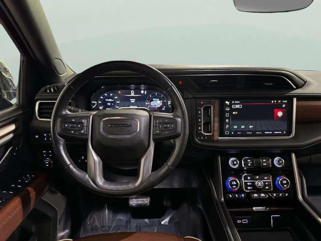 used 2023 GMC Yukon XL car, priced at $74,998