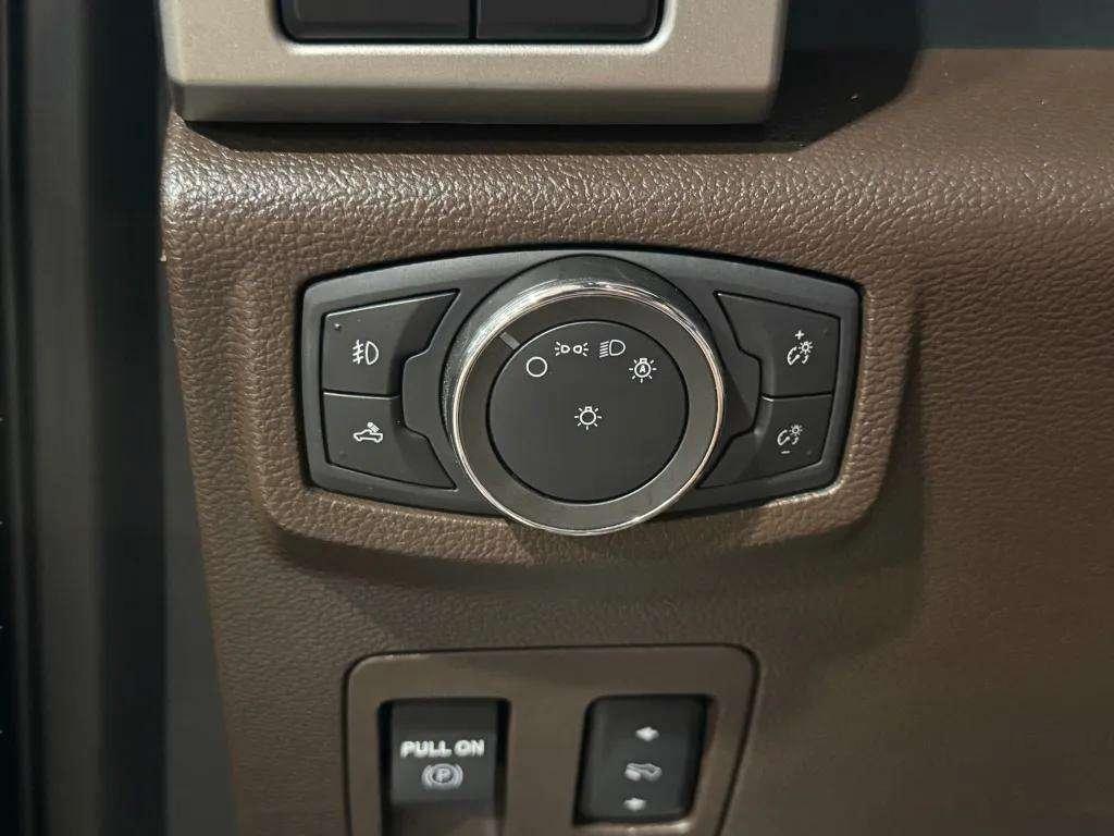 used 2020 Ford F-150 car, priced at $35,998