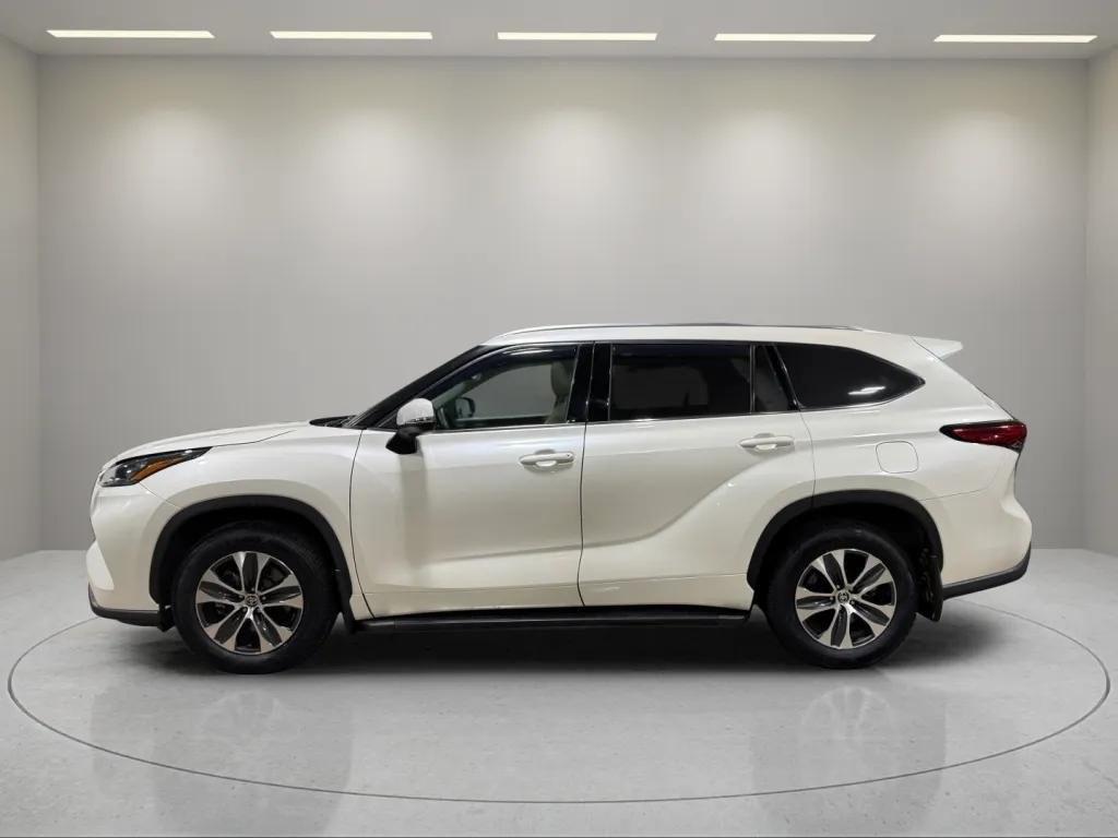 used 2020 Toyota Highlander car, priced at $24,607