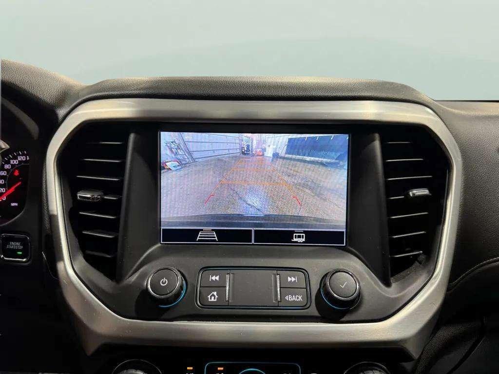 used 2022 GMC Acadia car, priced at $30,998