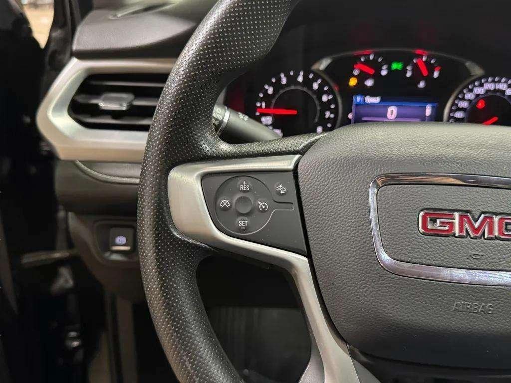 used 2022 GMC Acadia car, priced at $30,998