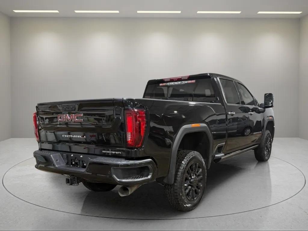 used 2022 GMC Sierra 2500 car, priced at $65,981