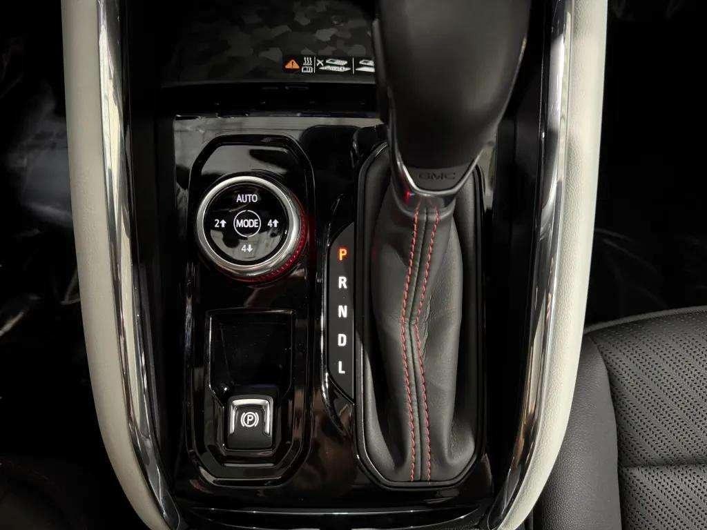 used 2024 GMC Canyon car, priced at $50,776