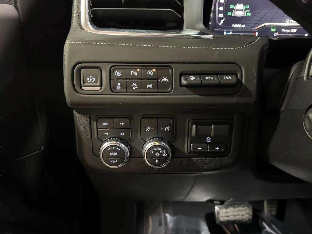 used 2023 GMC Yukon car, priced at $77,995