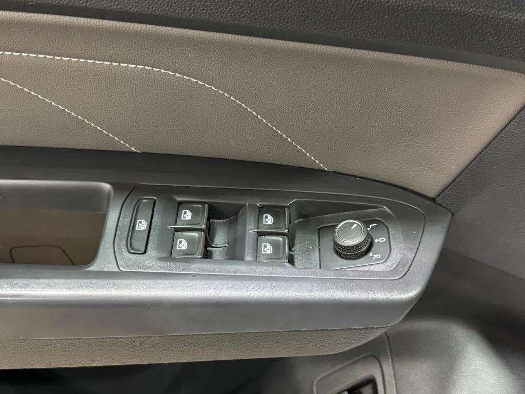 used 2021 Volkswagen Atlas car, priced at $28,998