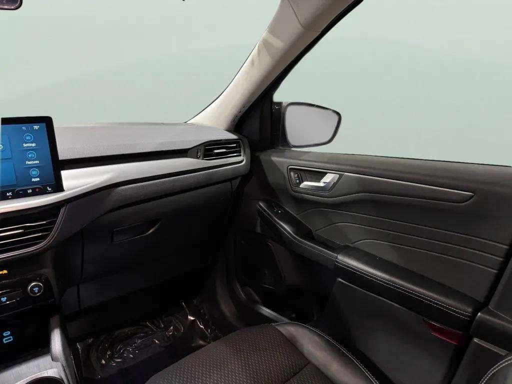 used 2023 Ford Escape car, priced at $26,387