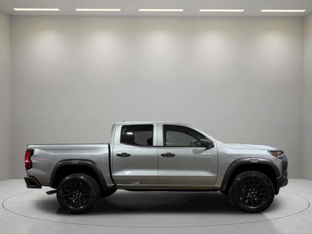 used 2024 Chevrolet Colorado car, priced at $40,897