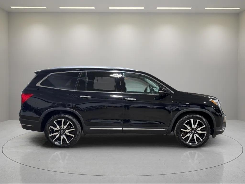 used 2020 Honda Pilot car, priced at $29,995