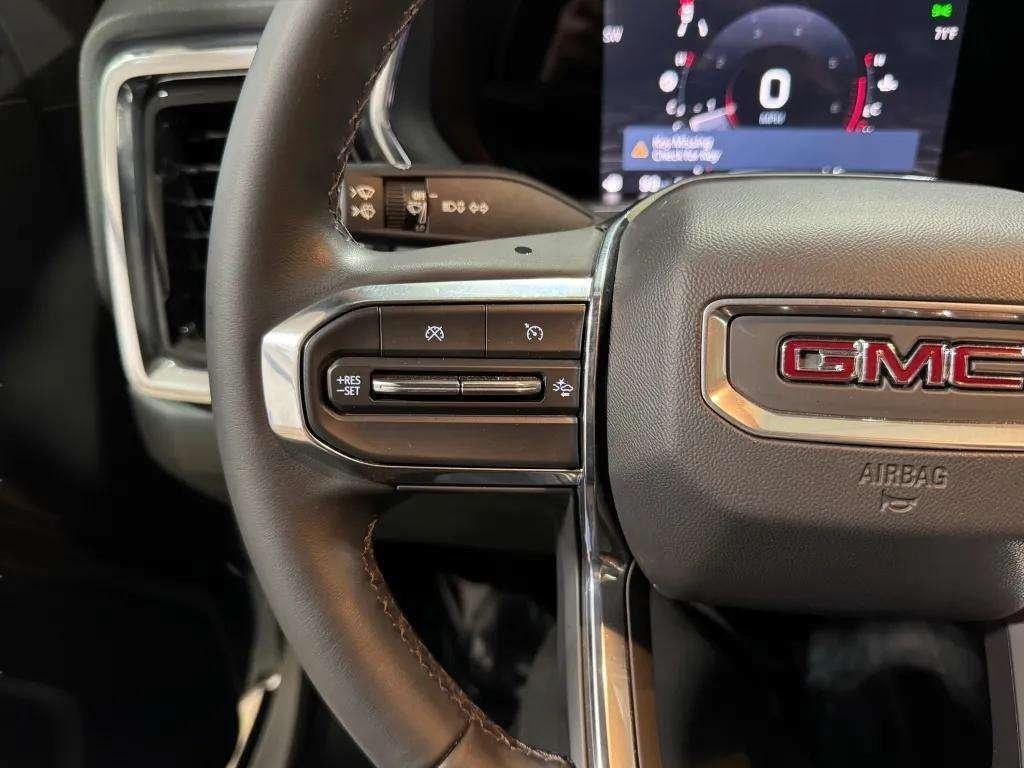 used 2023 GMC Canyon car, priced at $39,995