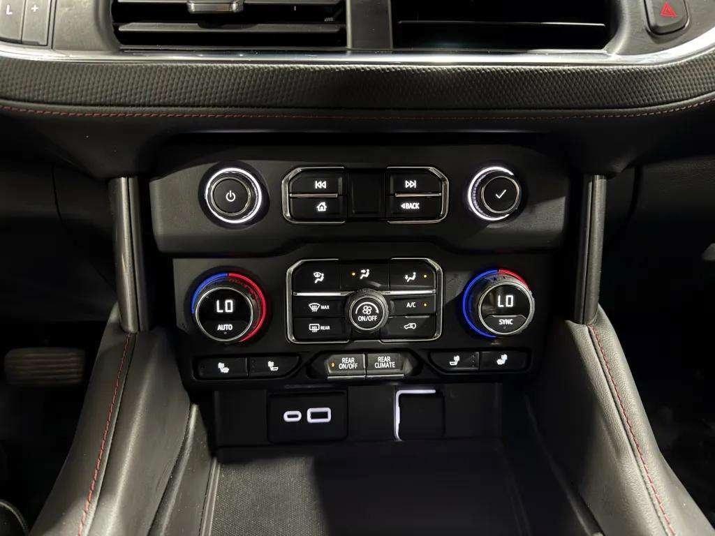 used 2024 Chevrolet Tahoe car, priced at $61,998